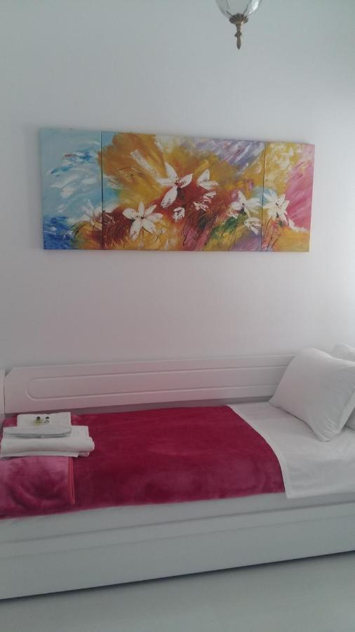 Nn Spata Rooms & Suites Near Athens Airport Eksteriør billede