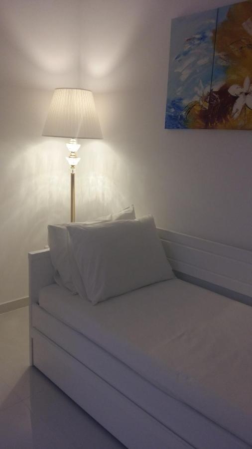 Nn Spata Rooms & Suites Near Athens Airport Eksteriør billede