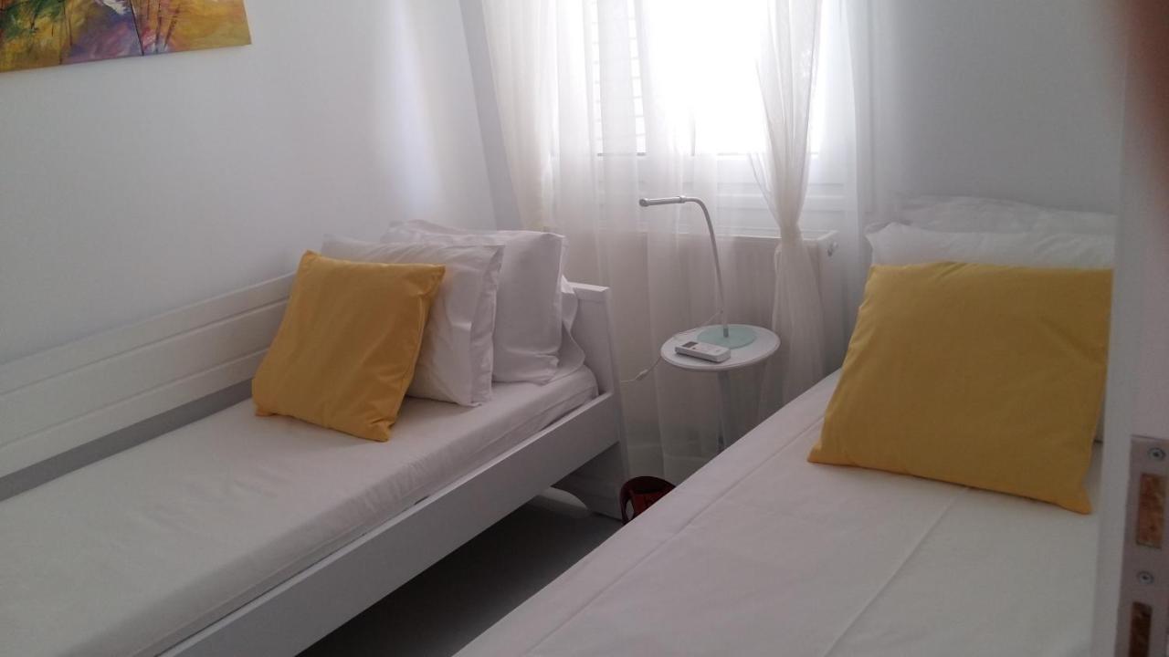 Nn Spata Rooms & Suites Near Athens Airport Eksteriør billede