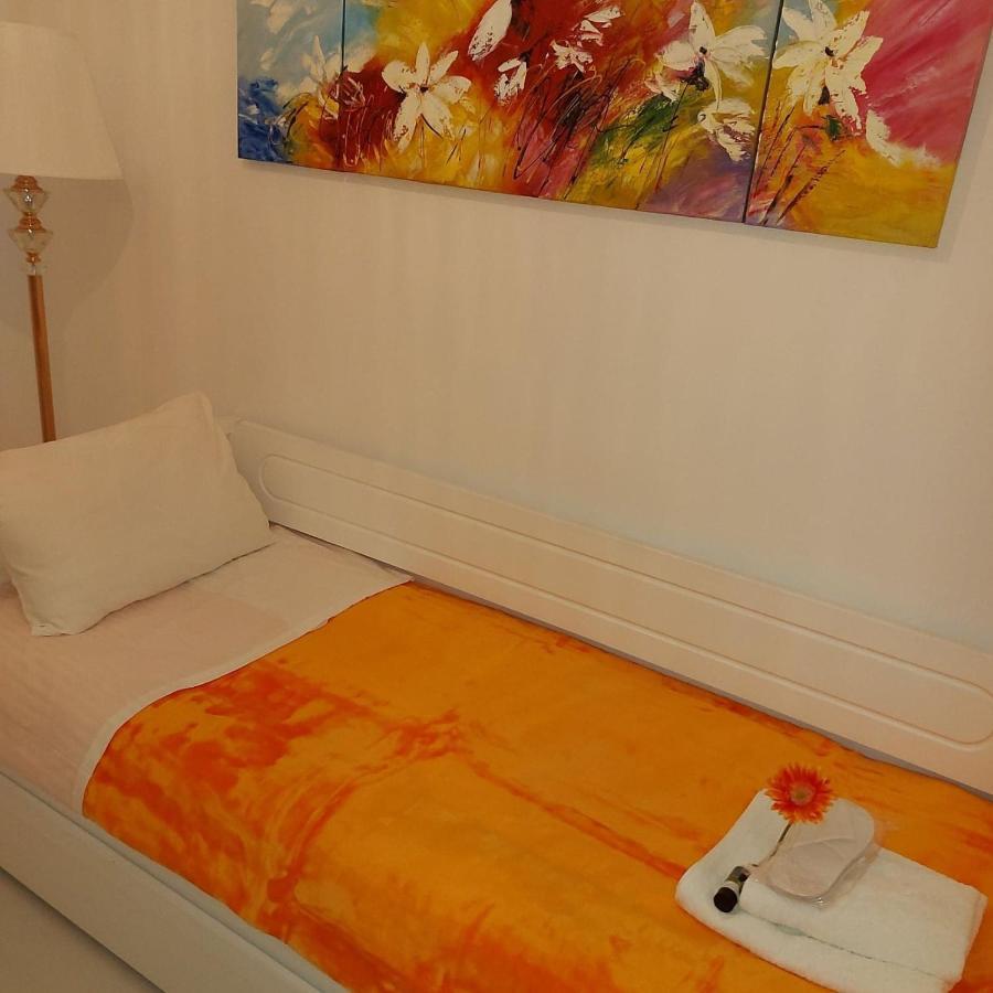Nn Spata Rooms & Suites Near Athens Airport Eksteriør billede