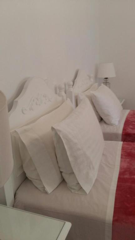 Nn Spata Rooms & Suites Near Athens Airport Eksteriør billede