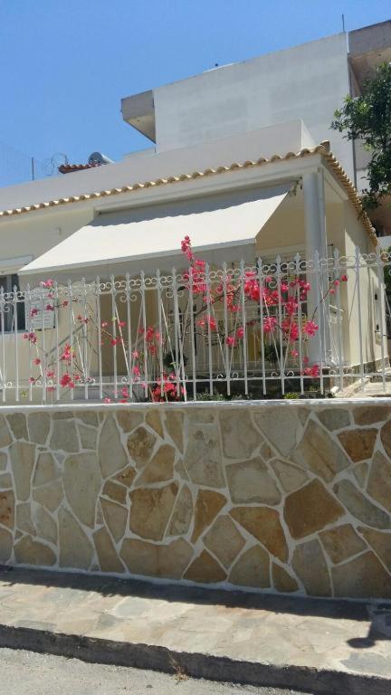 Nn Spata Rooms & Suites Near Athens Airport Eksteriør billede